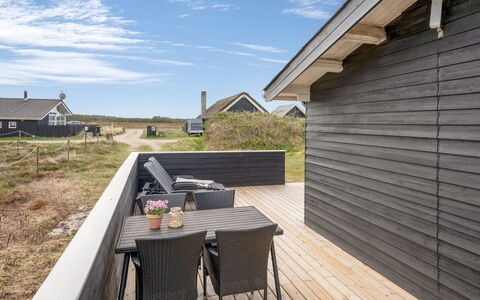 Arbnora - 400M from the Sea