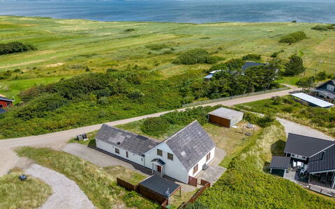 Matthias - 400M to the Fjord: Sommerhus, Hjem, Hus, Tag, Veranda, Estate, Sidespor, Garden Bygninger, Stuehus, Gård