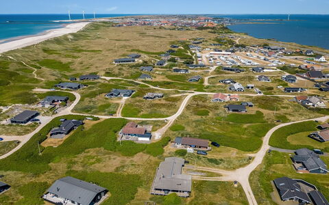 Temelko - 200M from the Sea: Svømmepøl, Udendørs Møbler, Møbel, Udvej, Flise, Eco Hotel, Skygge, Stol, Fritid, Estate