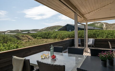 Temelko - 200M from the Sea: Svømmepøl, Udendørs Møbler, Møbel, Udvej, Flise, Eco Hotel, Skygge, Stol, Fritid, Estate