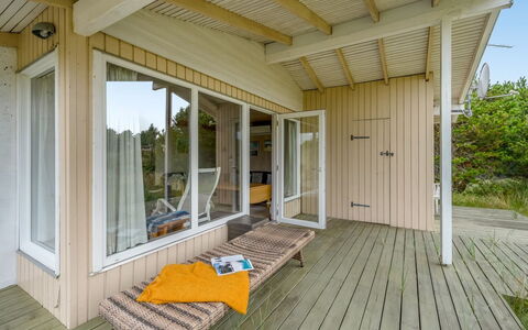 Steffen - 450M to the Fjord: Træ, Veranda, Hjem, Hårdttræ, Planke, Bejdse, Trægulve, Sommerhus, Dæk, Skygge