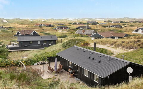 Hélène - 400M from the Sea: Plantesamfund, Sollys, Urteagtig Plante, Have, Plantation, Landbrug, Farm