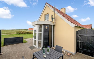 Dietlinde - 100M from the Sea