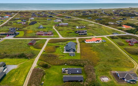 Kamile - 400M from the Sea: Sommerhus, Skur, Hytte, Stuehus, Prærie, Hytte, Lade, Bjælkehytte, Garden Bygninger