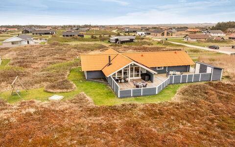 Doris - 150M from the Sea: Tag, Hus, Hjem, Land Lot, Landdistrikt, Sommerhus, Almindeligt, Estate, Landsby, Stuehus
