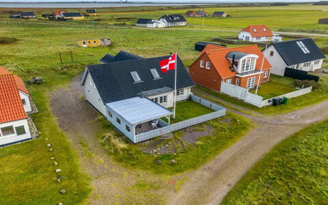 Orvo - 150M from the Sea: Sommerhus, Skur, Hytte, Stuehus, Prærie, Hytte, Lade, Bjælkehytte, Garden Bygninger