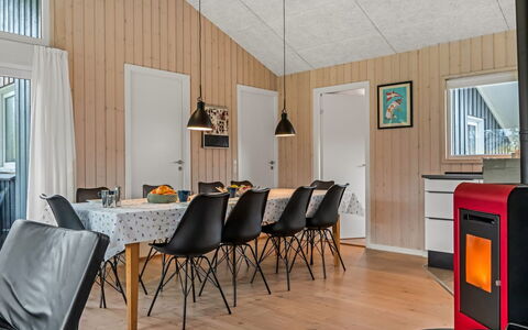 Franke - 1.1Km from the Sea: Loft, Gulvbelægning, Indretning, Etage, Kompositmateriale, Møbel, Udvej, Hotel, Design, Dagslys
