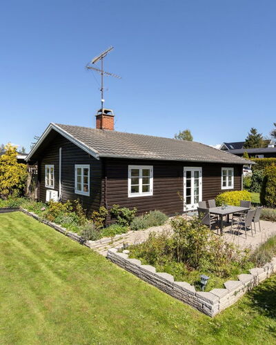 Ghita - 1.2Km from the Sea