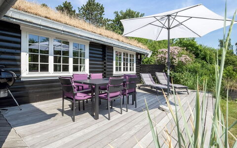 Ottil - 1Km from the Sea: Træ, Hus, Sommerhus, Hjem, Tag, Landdistrikt, Sidespor, Bjælkehytte, Garden Bygninger, Hårdttræ