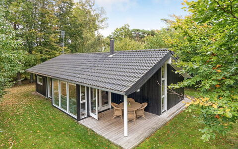 Follerich - 250M from the Sea: Tag, Land Lot, Sommerhus, Hjem, Landdistrikt, Skur, Sidespor, Garden Bygninger, Bjælkehytte, Hytte