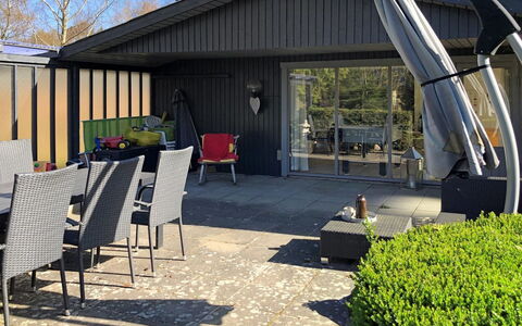 Harald - 300M from the Sea: Træ, Sommerhus, Hårdttræ, Planke, Bejdse, Garden Bygninger, Design, Gård, Bjælkehytte, Backyard