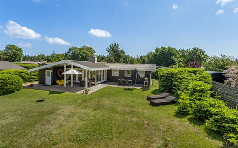 Allaine - 500M from the Sea: Træ, Hus, Sommerhus, Hjem, Tag, Landdistrikt, Sidespor, Bjælkehytte, Garden Bygninger, Hårdttræ