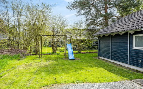 Alger - 800M from the Sea: Have, Sommerhus, Lawn, Skygge, Backyard, Gård, Landscaping, Garden Bygninger, Estate, Sidespor