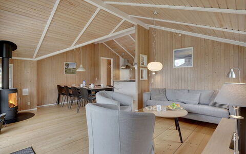 Uolevi - 200M from the Sea: Hus, Hjem, Tag, Sommerhus, Land Lot, Estate, Stuehus, Landsby, Farm