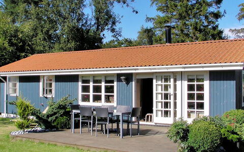 Nitis - 200M from the Sea: Hus, Hjem, Tag, Sommerhus, Land Lot, Estate, Stuehus, Landsby, Farm