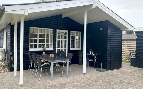 Zuhra - 680M from the Sea: Træ, Hus, Hjem, Busk, Sommerhus, Estate, Skov, Lærk, Woodland
