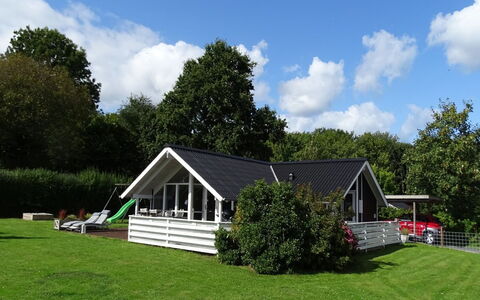 Aulis - 230M from the Sea: Plantesamfund, Sollys, Urteagtig Plante, Have, Plantation, Landbrug, Farm