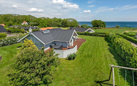 Odin - 200M from the Sea: Tag, Land Lot, Sommerhus, Hjem, Landdistrikt, Skur, Sidespor, Garden Bygninger, Bjælkehytte, Hytte