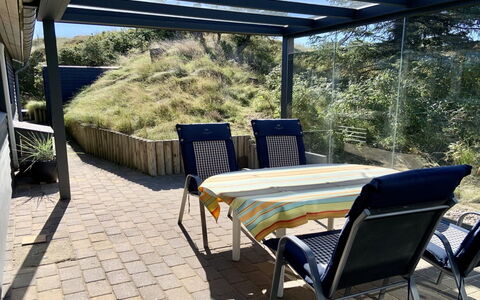 Gudrid - 500M from the Sea: Sommerhus, Hjem, Hus, Tag, Veranda, Estate, Sidespor, Garden Bygninger, Stuehus, Gård