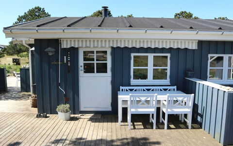 Afkar - 900M from the Sea: Hus, Hjem, Tag, Boligområde, Sommerhus, Estate, Stuehus, Lawn, Landscaping, Sidespor