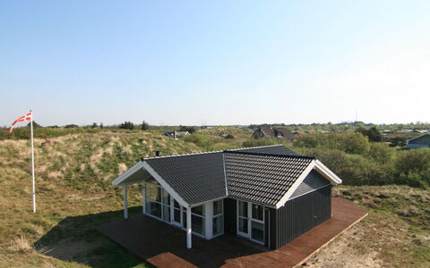 Fransiske - 800M from the Sea: Træ, Bejdse, Planke, Hårdttræ, Sommerhus, Dæk, Sidespor, Skygge, Trægulve, Garden Bygninger