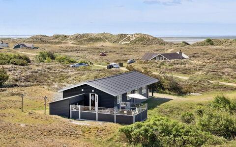 Anton - 1.5Km from the Sea: Sommerhus, Hjem, Hus, Tag, Veranda, Estate, Sidespor, Garden Bygninger, Stuehus, Gård