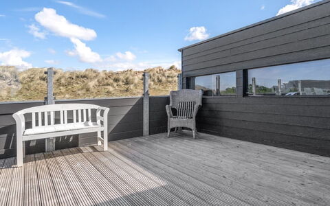 Anton - 1.5Km from the Sea: Sommerhus, Hjem, Hus, Tag, Veranda, Estate, Sidespor, Garden Bygninger, Stuehus, Gård