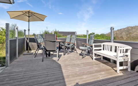 Anton - 1.5Km from the Sea: Estate, Farm