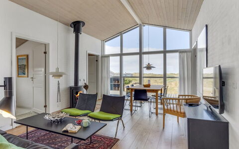 Benja - 200M from the Sea