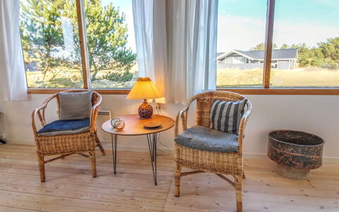 Jules - 300M from the Sea: Tag, Land Lot, Sommerhus, Hjem, Landdistrikt, Skur, Sidespor, Garden Bygninger, Bjælkehytte, Hytte