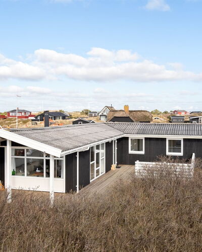 Faxi - 100M from the Sea