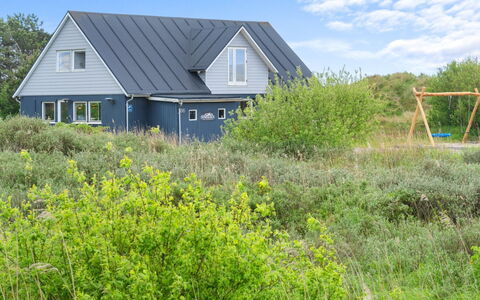 Taio - 500M from the Sea: Busk, Urban Design, Bunddække, Mursten, Lejlighed, Estate, Murværk, Altan, Landscaping