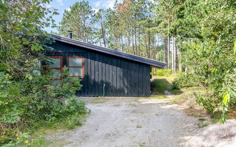 Santuzza - 3.9Km from the Sea: Græs, Hus, Tag, Hjem, Sommerhus, Busk, Land Lot, Landdistrikt, Stuehus, Bunddække