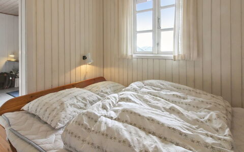 Gertruda - 2.3Km from the Sea: Træ, Soveværelse, Seng, Sengetøj, Etage, Sengetøj, Gulvbelægning, Sengetøj, Indretning, Bed Frame
