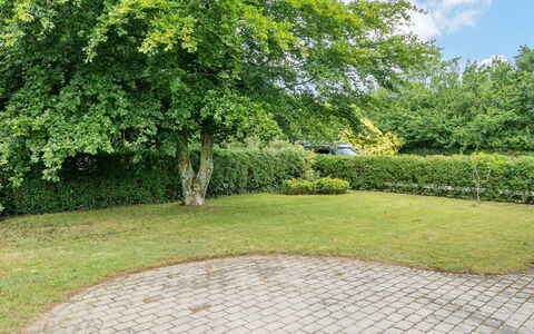 Philip - 2Km from the Sea: Græs, Hus, Tag, Hjem, Sommerhus, Busk, Land Lot, Landdistrikt, Stuehus, Bunddække