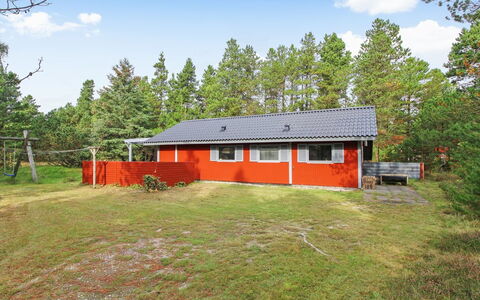 Susett - 300M to the Fjord: Svømmepøl, Ferieby
