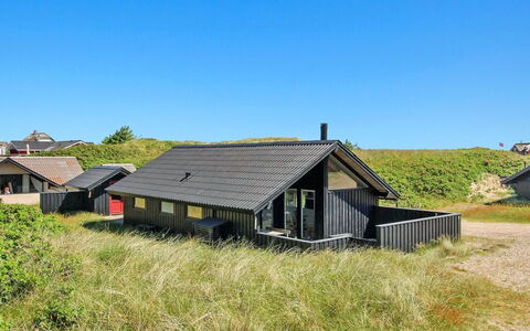 Auli - 200M from the Sea: Estate, Farm