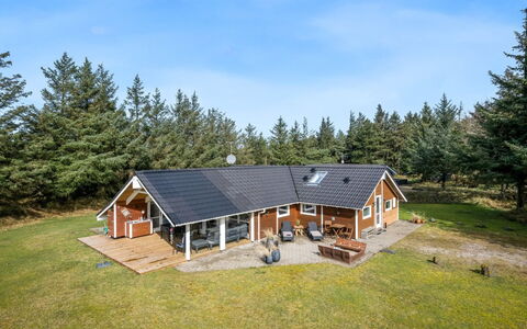 Anisette - 1Km from the Sea: Hjem, Sommerhus, Stuehus, Garden Bygninger, Solenergi