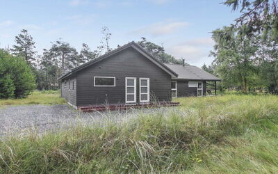 Delan - 1.3Km from the Sea