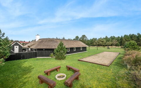 Hothbrod - 1.2Km from the Sea: Estate, Farm