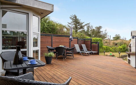 Sighmar - 900M from the Sea: 