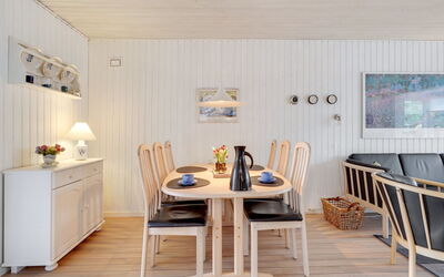 Sighmar - 900M from the Sea