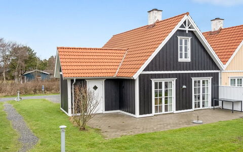 Folkmar - 800M from the Sea: Græs, Hus, Tag, Sommerhus, Hjem, Busk, Stuehus, Land Lot, Landdistrikt