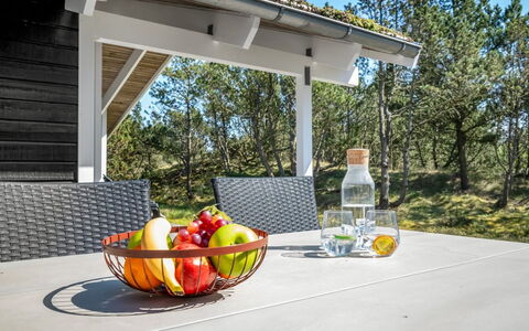 Abiorn - 2.5Km from the Sea: Udendørs Møbler, Møbel, Stol, Udendørs Bord, Skygge, Have, Landscaping, Udendørs Struktur, Gårdhave, Backyard