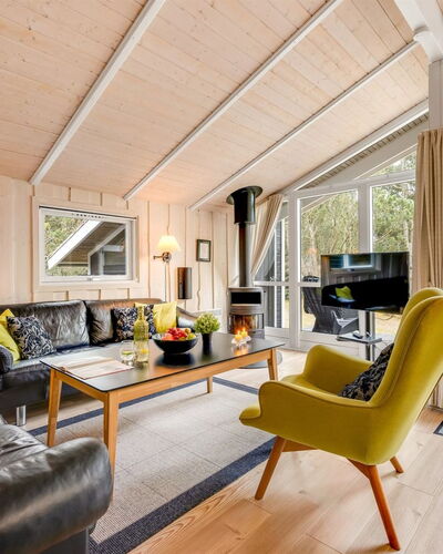 Abiorn - 2.5Km from the Sea