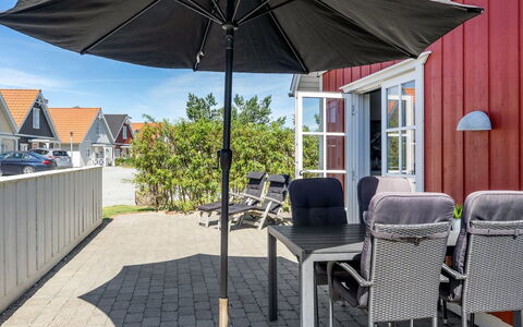 Todorka - 800M from the Sea: Estate, Farm