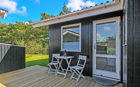 Aimo - 1.8Km from the Sea: Hus, Tag, Hjem, Sommerhus, Skur, Garden Bygninger, Sidespor, Gård, Bjælkehytte, Hytte