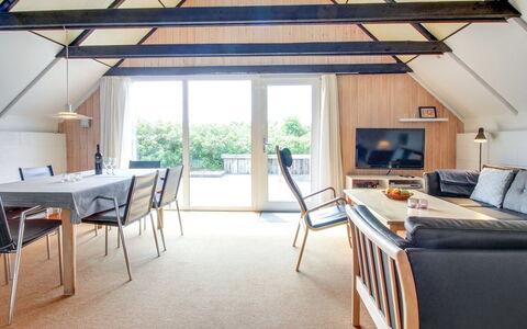 Florentine - 600M from the Sea: Estate, Farm