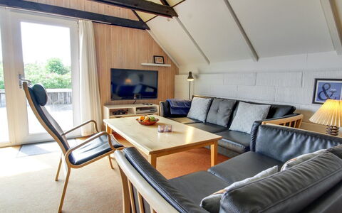 Florentine - 600M from the Sea: Estate, Farm