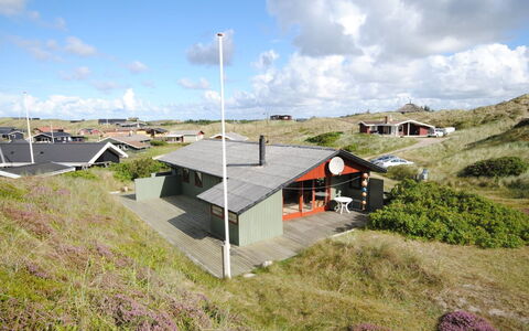 Bonde - from the Sea: Træ, Tag, Arkitektur, Hjem, Hus, Sommerhus, Sidespor, Hårdttræ, Hældning, Estate